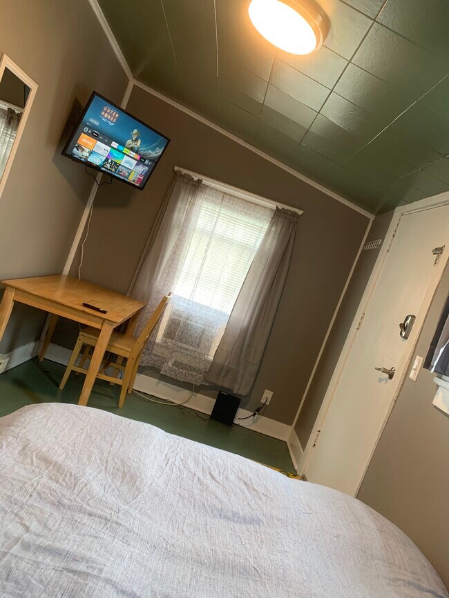 303 Eddy Ct S unit 2, Fargo, ND 58103 - photo 5