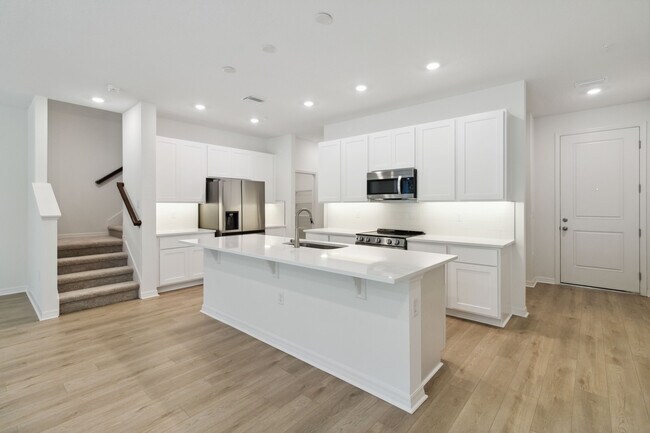 5285 Luisa Ct, St. Cloud, FL 34771 - photo 4