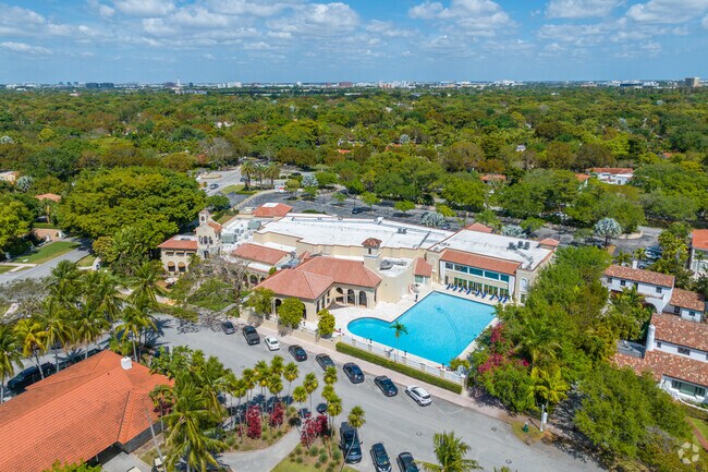 The Coral Gables Section neighborhood is home to the Coral Gables Country Club.