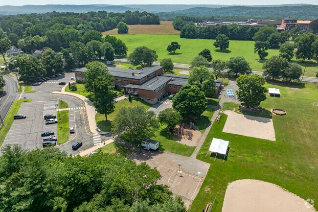 The Chapman School is located at 38 Country Club Road in Cheshire, CT.
