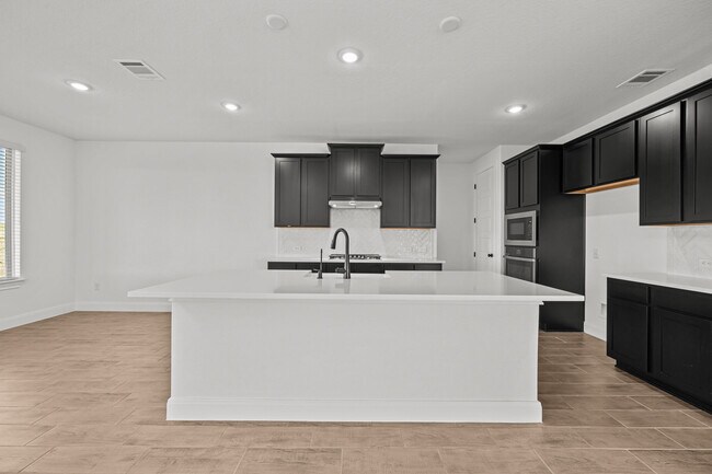 5007 Everly Terrace unit 36466576, San Antonio, TX 78263 - photo 5