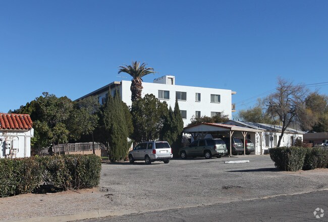 Catalina Village Apartments, Tucson, AZ 85711 - photo 4