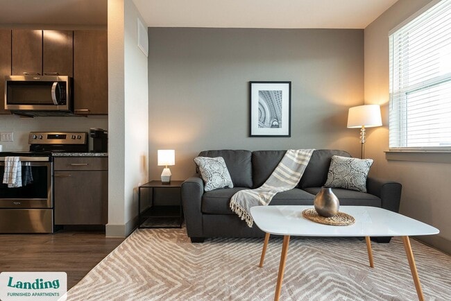 6107 E Riverside Dr unit 439, Austin, TX 78741 - photo 4