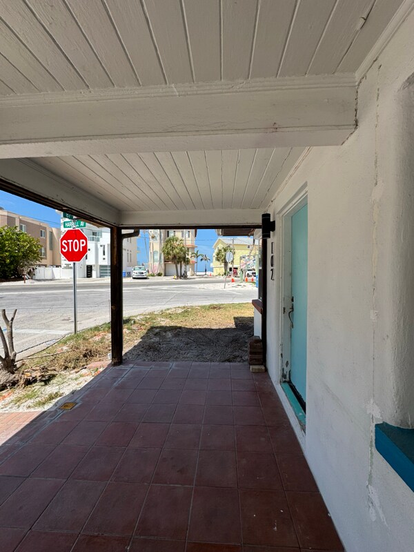 102 87th Ave, Treasure Island, FL 33706 - photo 4