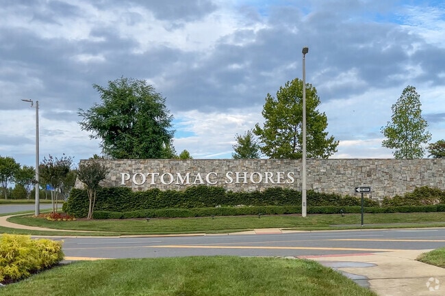 Potomac Shores is a close-knit community that feels like home.