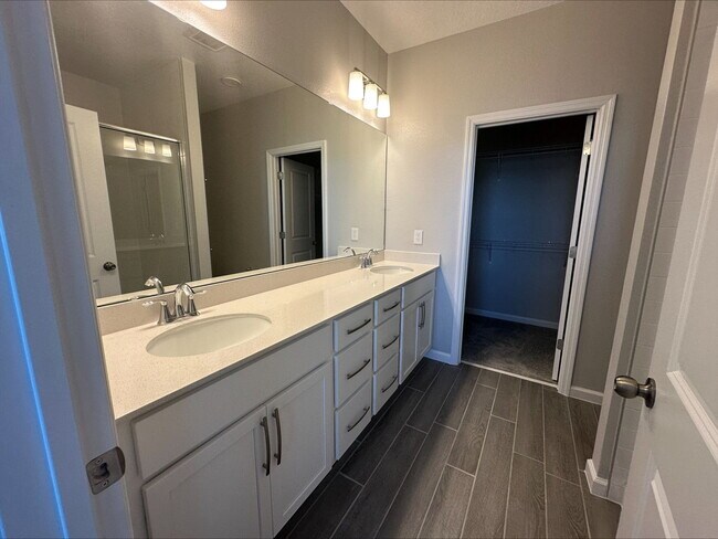 1404 Lumpini St, Saint Cloud, FL 34771 - photo 6