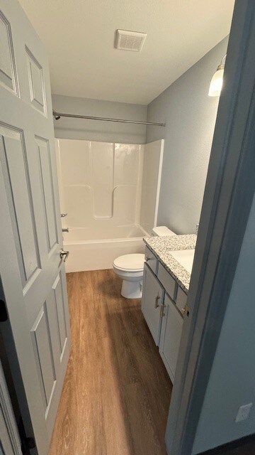 3331 W Nantucket Ave, Wichita, KS 67203 - photo 7