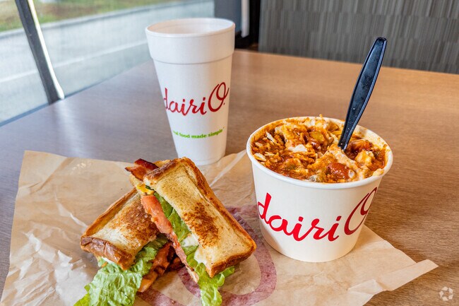 At DairiO in Union Ridge, a BLT and a bowl of chili are always a winning choice.
