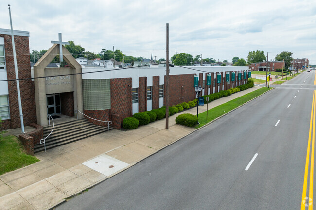 The student population of Holy Name of Jesus Catholic School is 324.