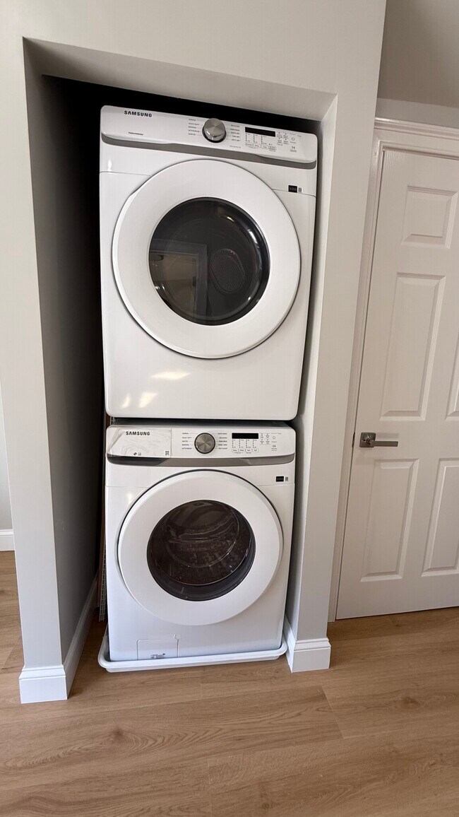 5 Harris Rd unit 2, Medford, MA 02155 - photo 3