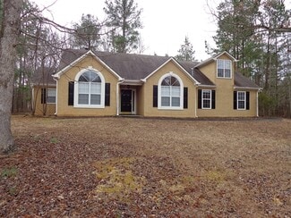 68 Barrington Farms Pkwy, Sharpsburg, GA 30277