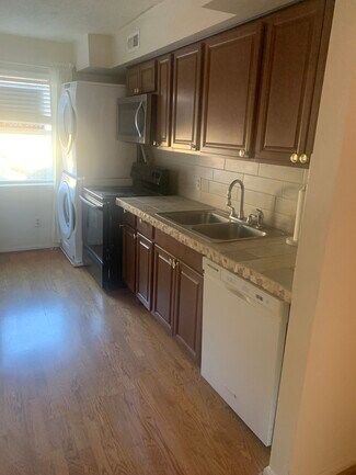 147 Schultz St, Chapel Hill, NC 27514