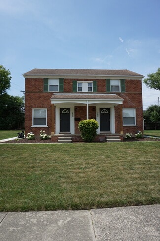 340 Parkview Dr, Plymouth, MI 48170