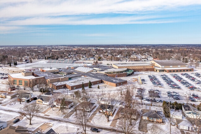 West De Pere High School has a large campus in the neighborhood.
