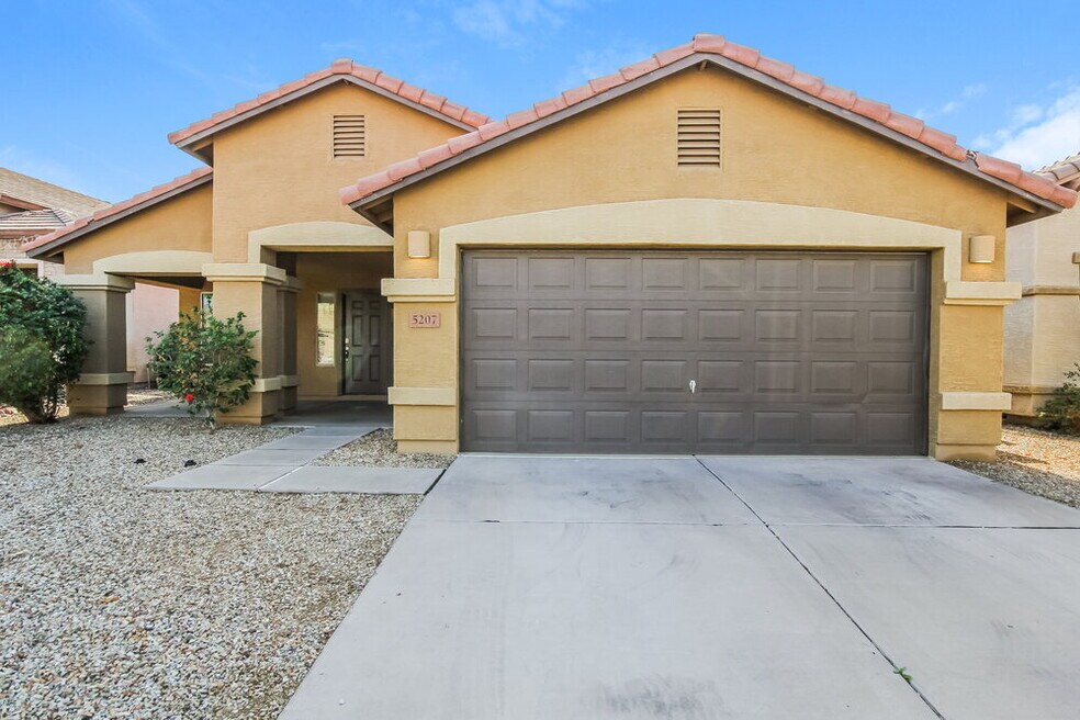 5207 W T Ryan Ln, Laveen, AZ 85339 - photo 1