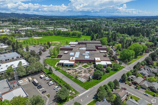 Students in Five Oaks attend the Five Oaks Middle School.
