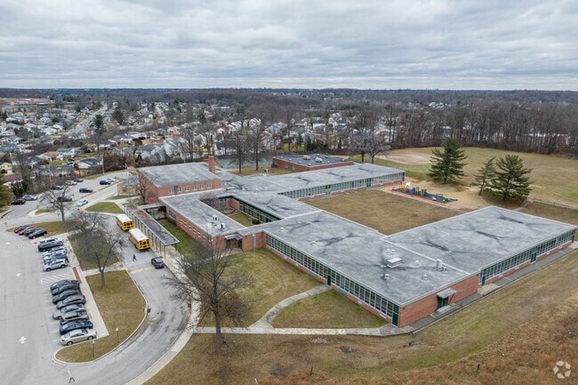 Hebbville Elementary School is rated C+ by Niche and has 470 students and a 13:1 ratio.