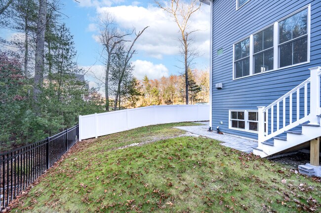 63 Thomas Mann Cir unit 36, Norfolk, MA 02056 - photo 6