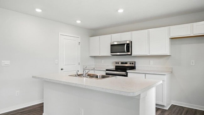 148 Lorrimore Dr, Pickerington, OH 43147 - photo 6