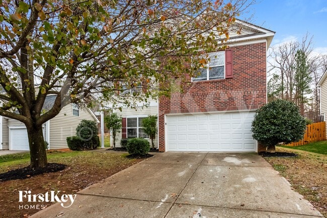 8122 Chatham Oaks Dr, Concord, NC 28027 - photo 2