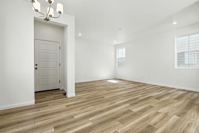 14861 Arbor Blvd W, Thornton, CO 80602 - photo 6