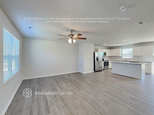 3015 Bouquet St, Charlotte, NC 28215 - photo 6