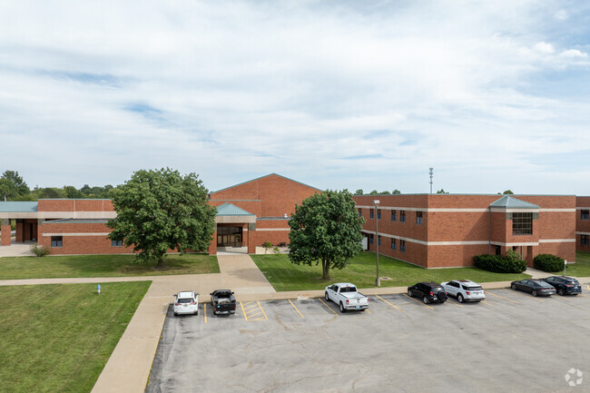Smithton Middle School is ranked the 6th best public middle school in Columbia.