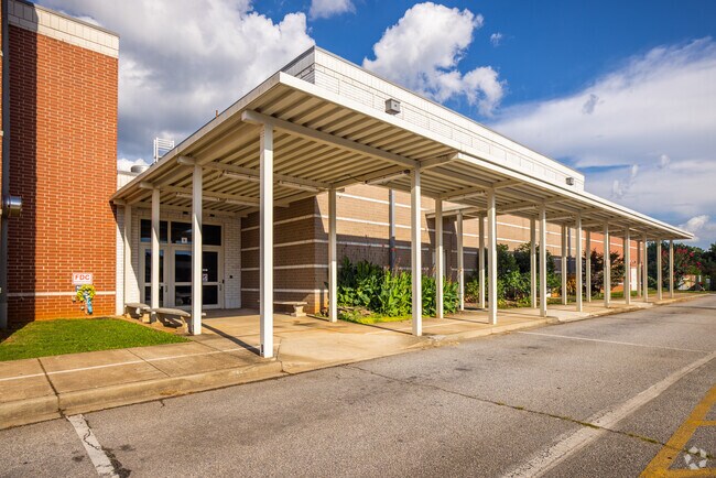 Sara Collins Elementary School in Verdae hopes to build a community of volunteers.