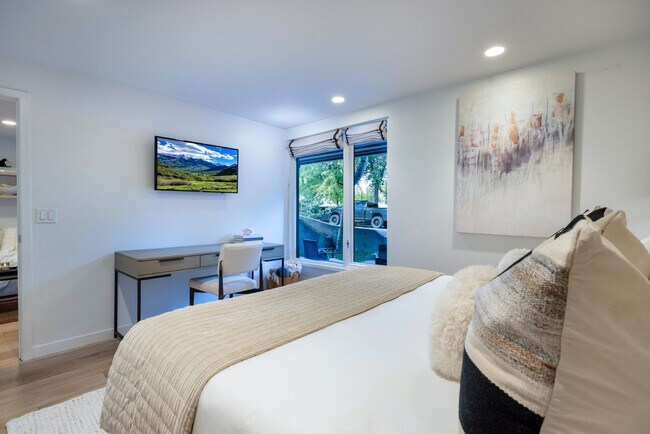 800 S Mill St unit ID1030154P, Aspen, CO 81611 - photo 6