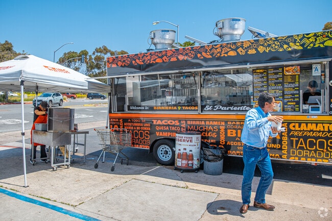 Food trucks like Birria Taco Truck are great places to grab lunch in Mount Hope.