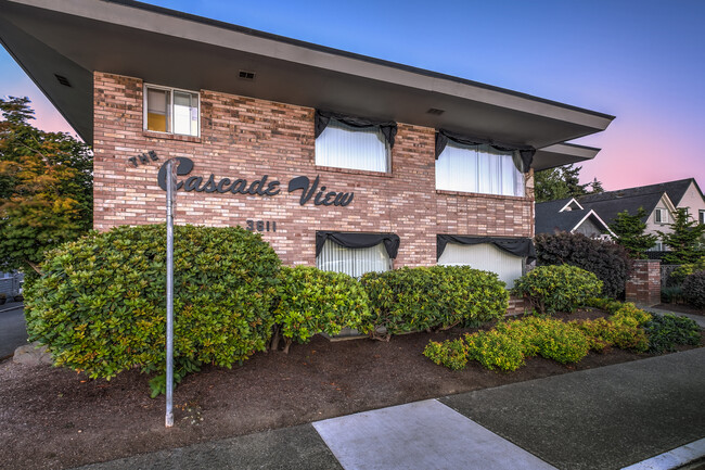 Cascade View | 3611 Colby Ave