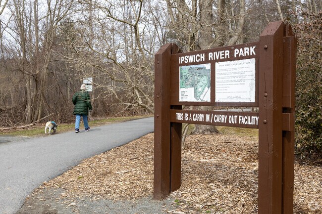 Ipswitch River Park has lots of trails to walk your pup around Middleton.