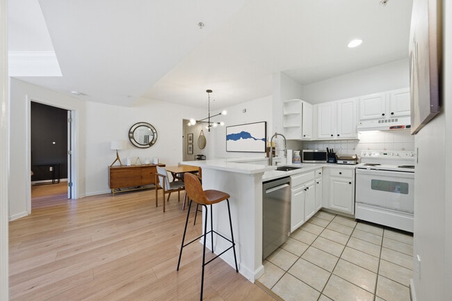 Tuscany unit 3219, Atlanta, GA 30309 - photo 6