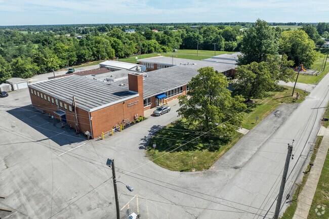 Niche gives Campbellsburg Elementary an overall grade of C+.