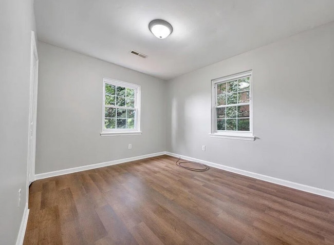 1702 Elbert Dr, Roanoke, VA 24018 - photo 2