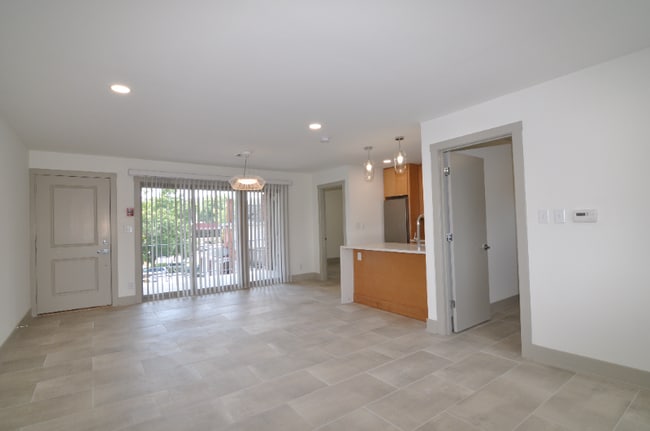 924 10th Ave unit 5, Huntington, WV 25701 - photo 5