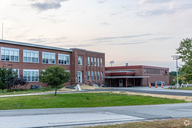 George B. Weatherbee School has 294 students attending.