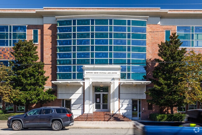 The Downing-Gross Cultural Arts Center features local art galleries and a theater.