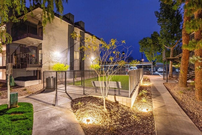 Sunrise in Biltmore, Phoenix, AZ 85016 - photo 7