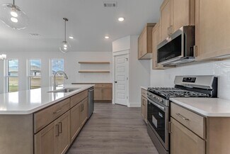 1722 Ferguson St, Pea Ridge, AR 72751