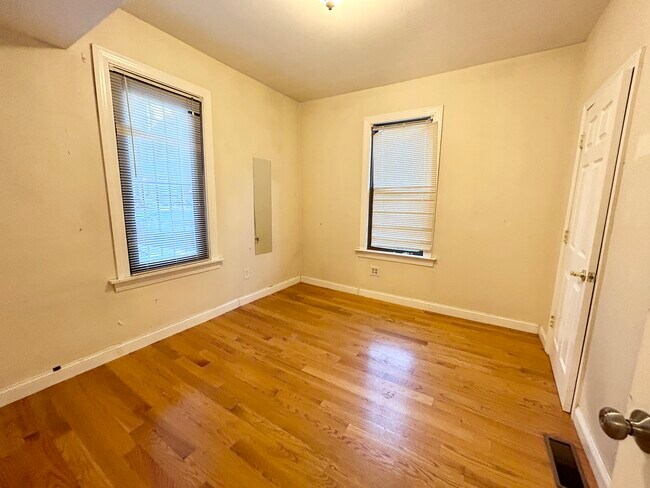 1568 Tremont St unit 1, Roxbury Crossing, MA 02120 - photo 6