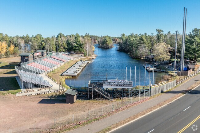 Scheer’s Lumberjack Show in Hayward offers thrilling entertainment for all ages.