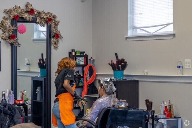 Dominican Touch Salon offers unisex services to keep you looking sharp in Fairview.