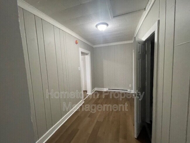 663 E Market St unit 665 APT 5, York, PA 17403 - photo 4