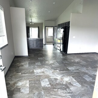 1000 Sierra St, Harrisburg, SD 57032