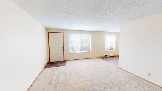 Cheryl Lynn, Salem, OR 97305 - photo 4