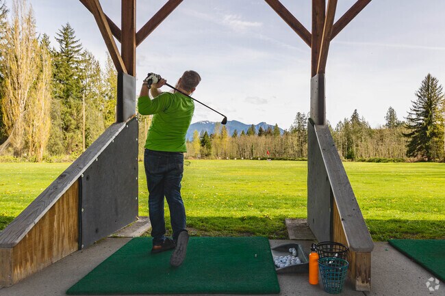 Two Rivers Golf Course near Fall City Orchard is a public course with scenic mountain views.