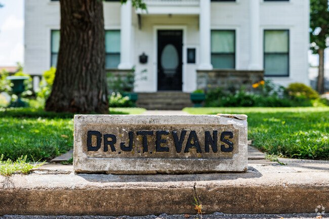 Many historic homes in Midtown have original stone markers with the home's namesake.