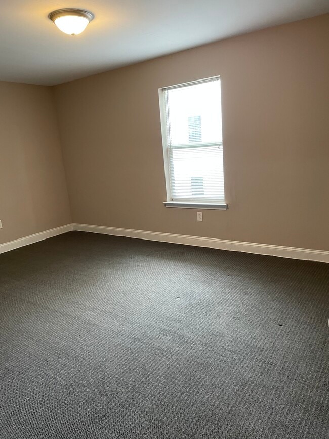 1509 N 17th St unit B, Philadelphia, PA 19121 - photo 5