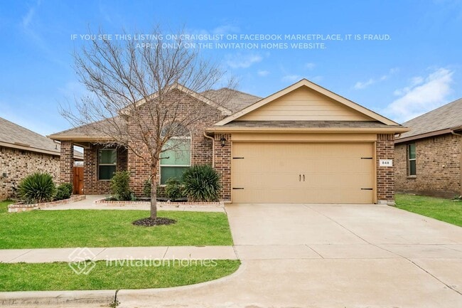 848 Wylie St, Crowley, TX 76036 - photo 2
